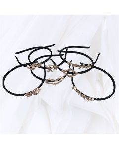 BLACK HEADBAND WITH ACCESSORIES